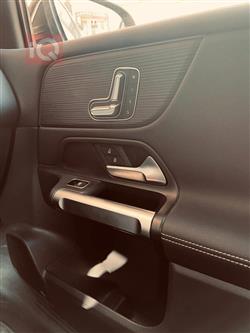 مرسيدس بنز EQB